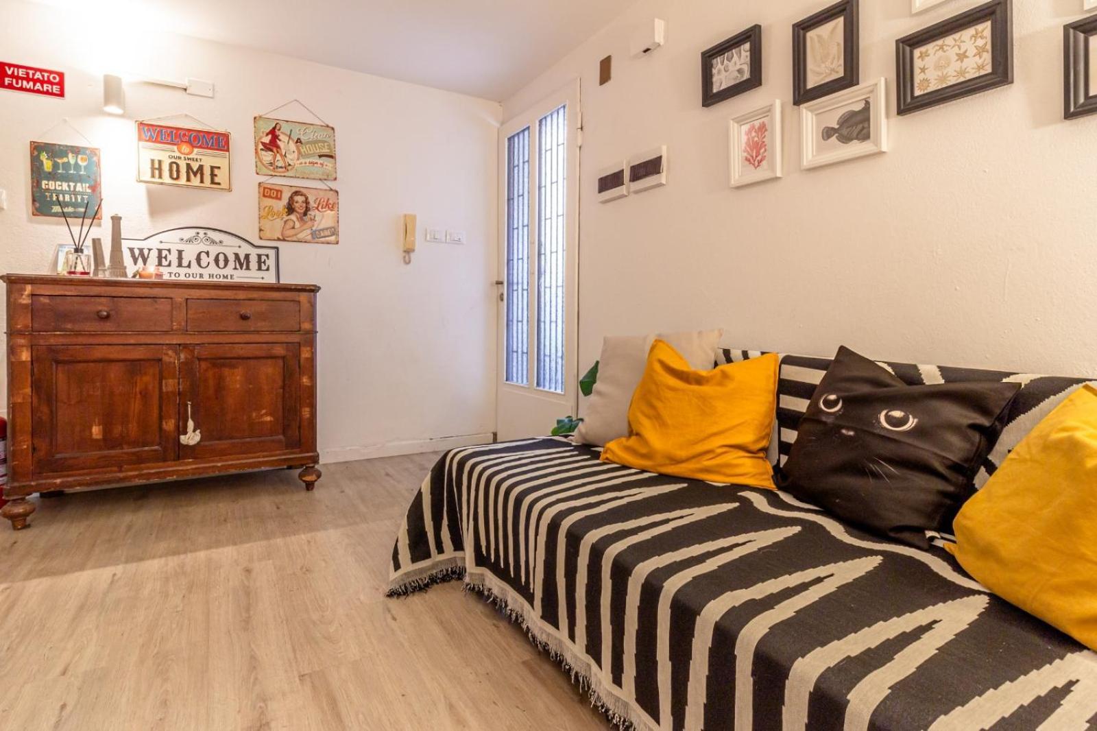 Bambaglioli 2 Torri Apartment โบโลญญา ภายนอก รูปภาพ